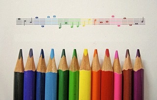 彩色音符铅笔字